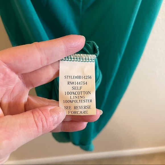 Bright Green Floral Embroidered Short Sleeve Tassel Tie Neck Flare Pocket Dress - Picture 13 of 17